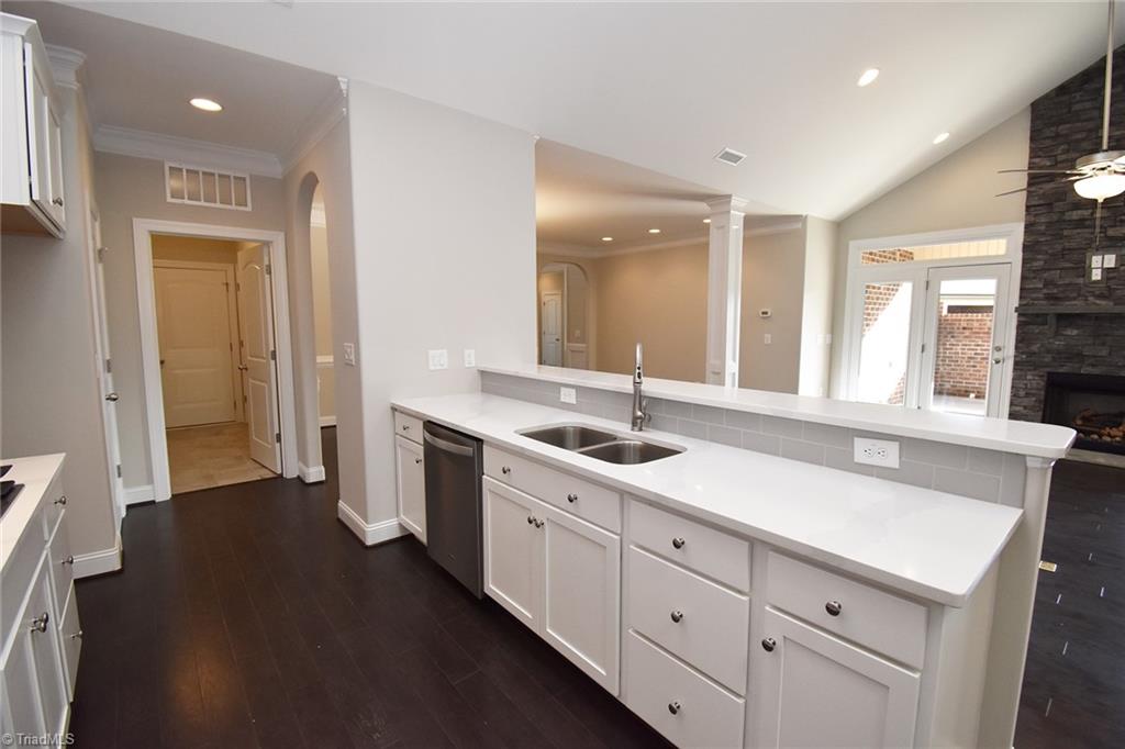 2286 Willard Dairy Road High Point, NC 27265 - Photo 10 of 19 Gallery Image 10