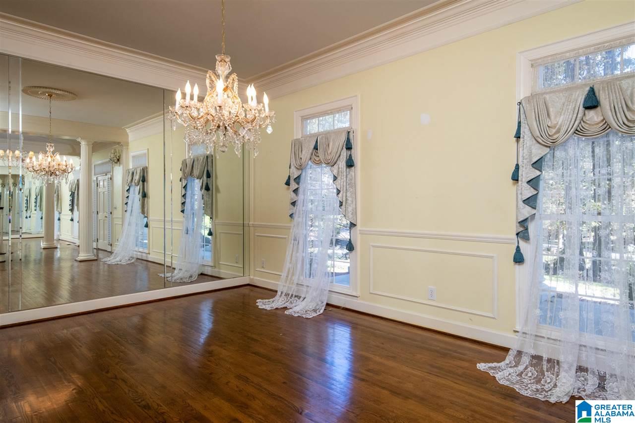 464 Green Glade Road Birmingham, AL 35244 - Photo 11 of 45