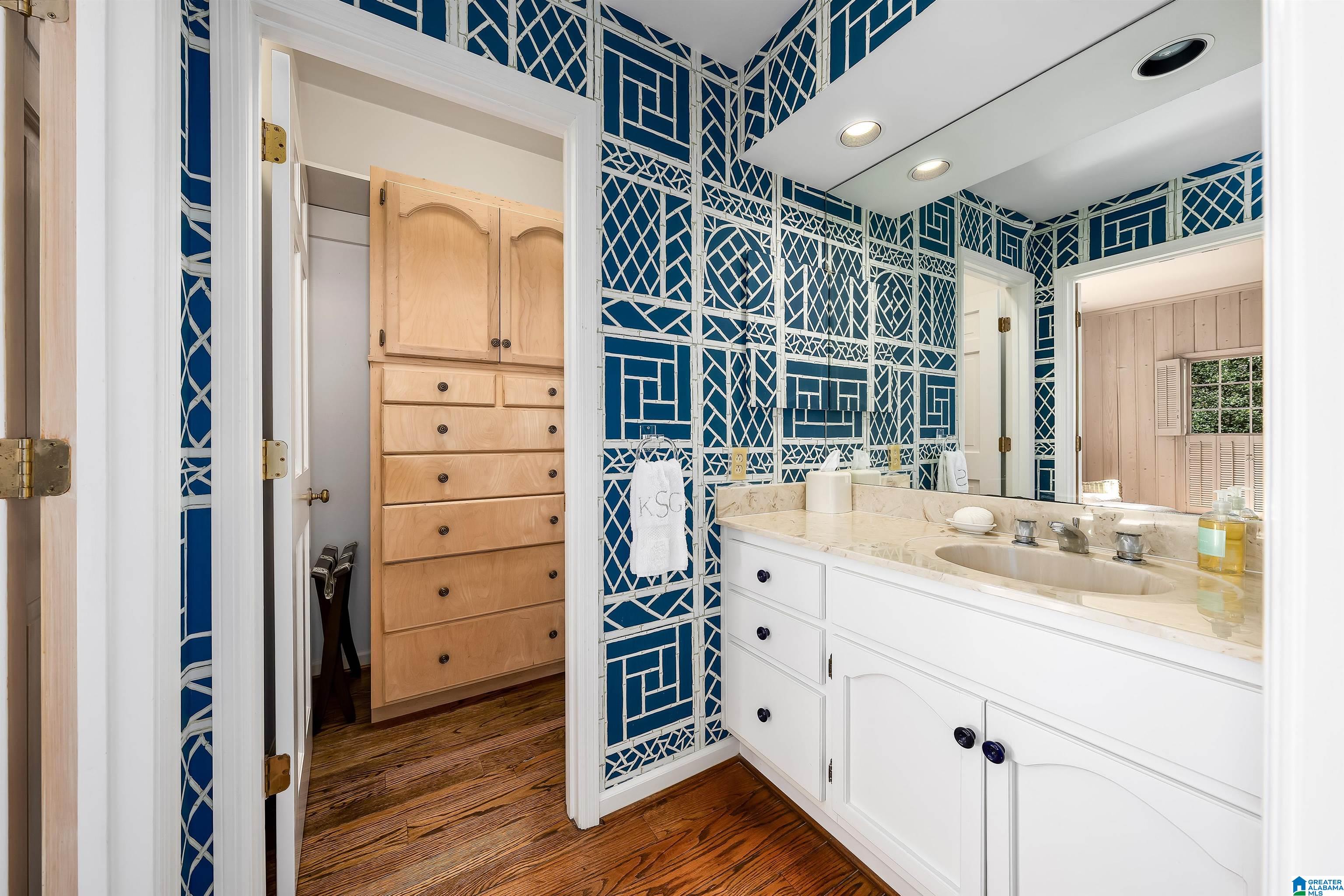 2867 Balmoral Road Birmingham, AL 35223 - Photo 43 of 86