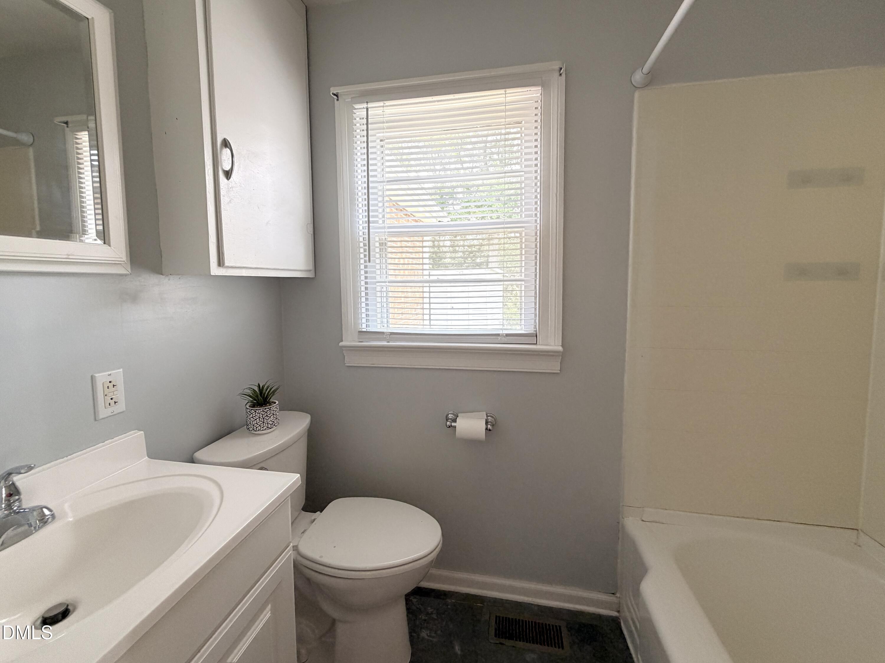 389 Luby Smith Road Princeton, NC 27569 - Photo 13 of 18