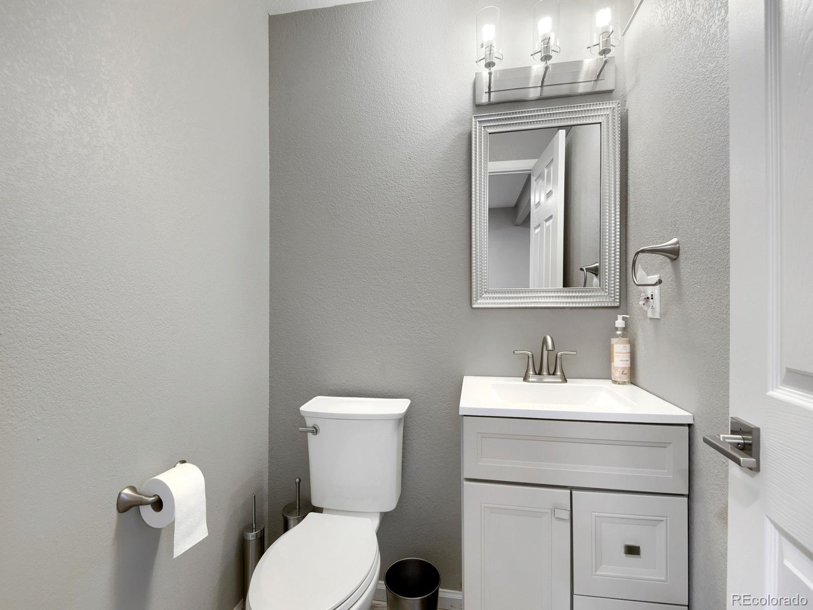 10235 Alexa Lane Highlands Ranch, CO 80130 - Photo 31 of 33