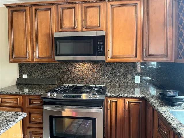 $3,600 | 135 Flower Street, Unit B, Costa Mesa, CA 92627