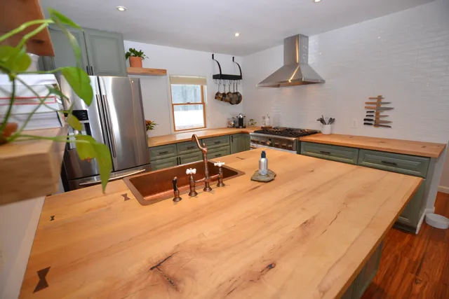 $549,000 | 1851 Center Fayston Road, Fayston, VT 05660