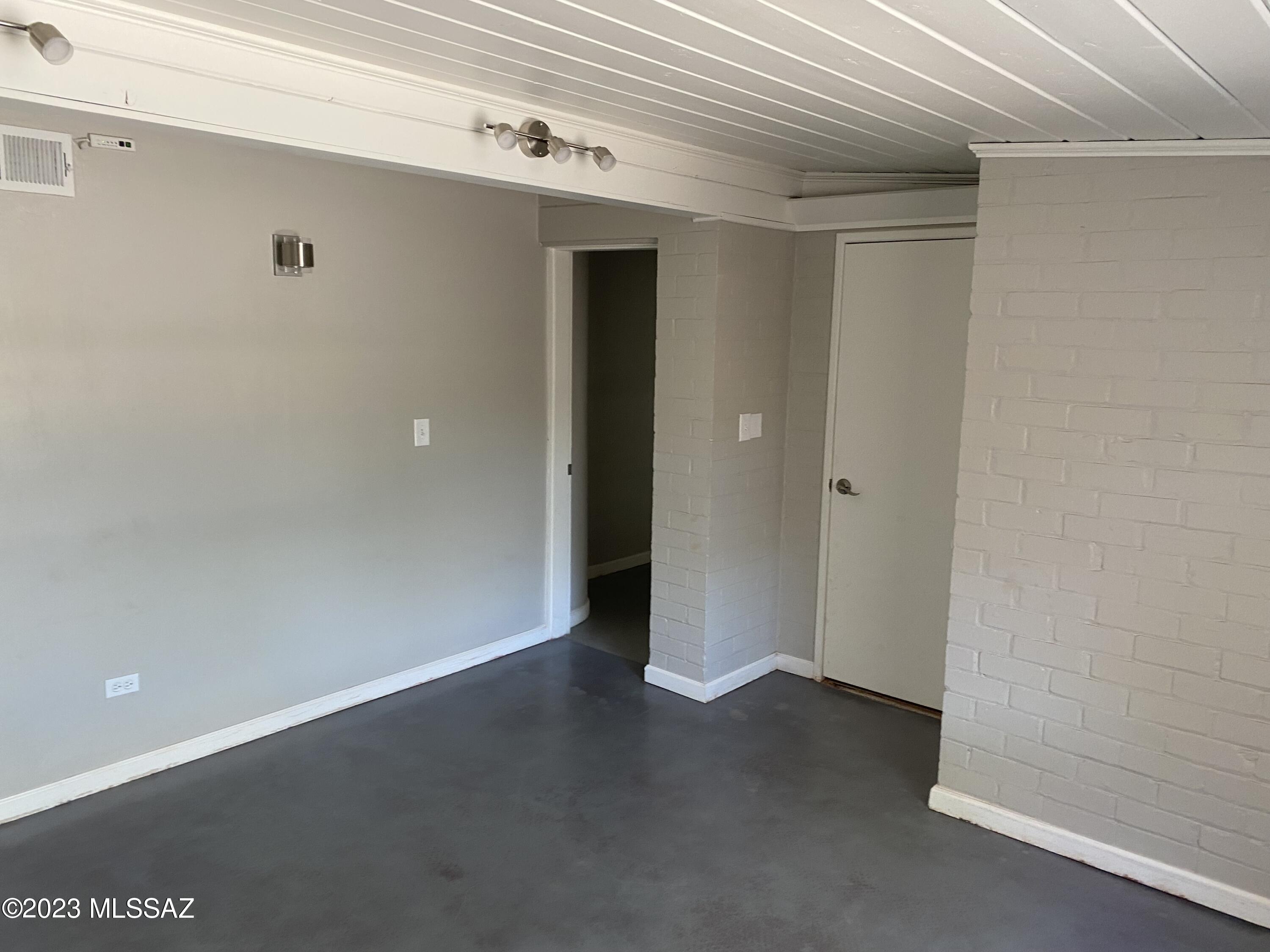 902 North Richey Boulevard, Unit 902 Tucson, AZ 85716 - Photo 16 of 16 IMG_6078