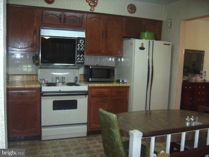 7089 Catalpa Road Frederick, MD 21703 - Photo 12 of 14 Kitchen