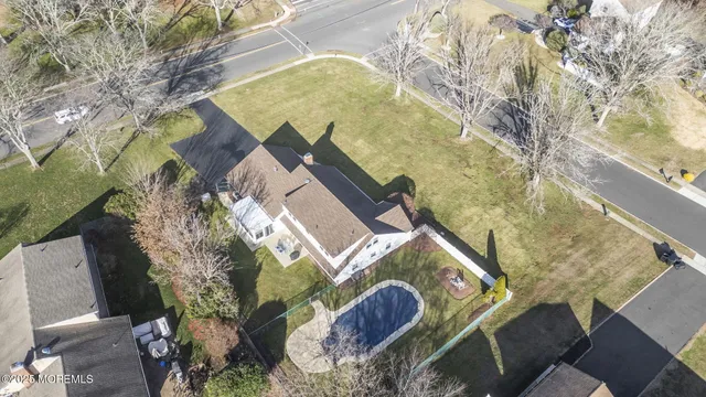 $849,000 | 2 Varnum Lane, Manalapan, NJ 07726