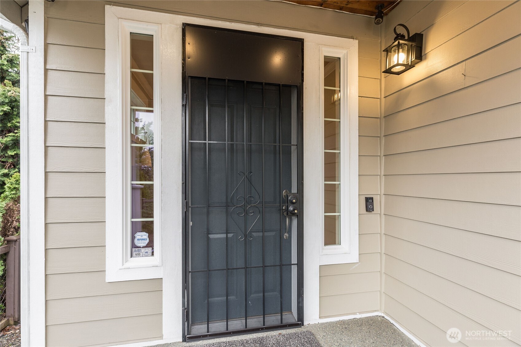3322 Garden Court North Renton, WA 98056 - Photo 3 of 36 Gallery Image 3