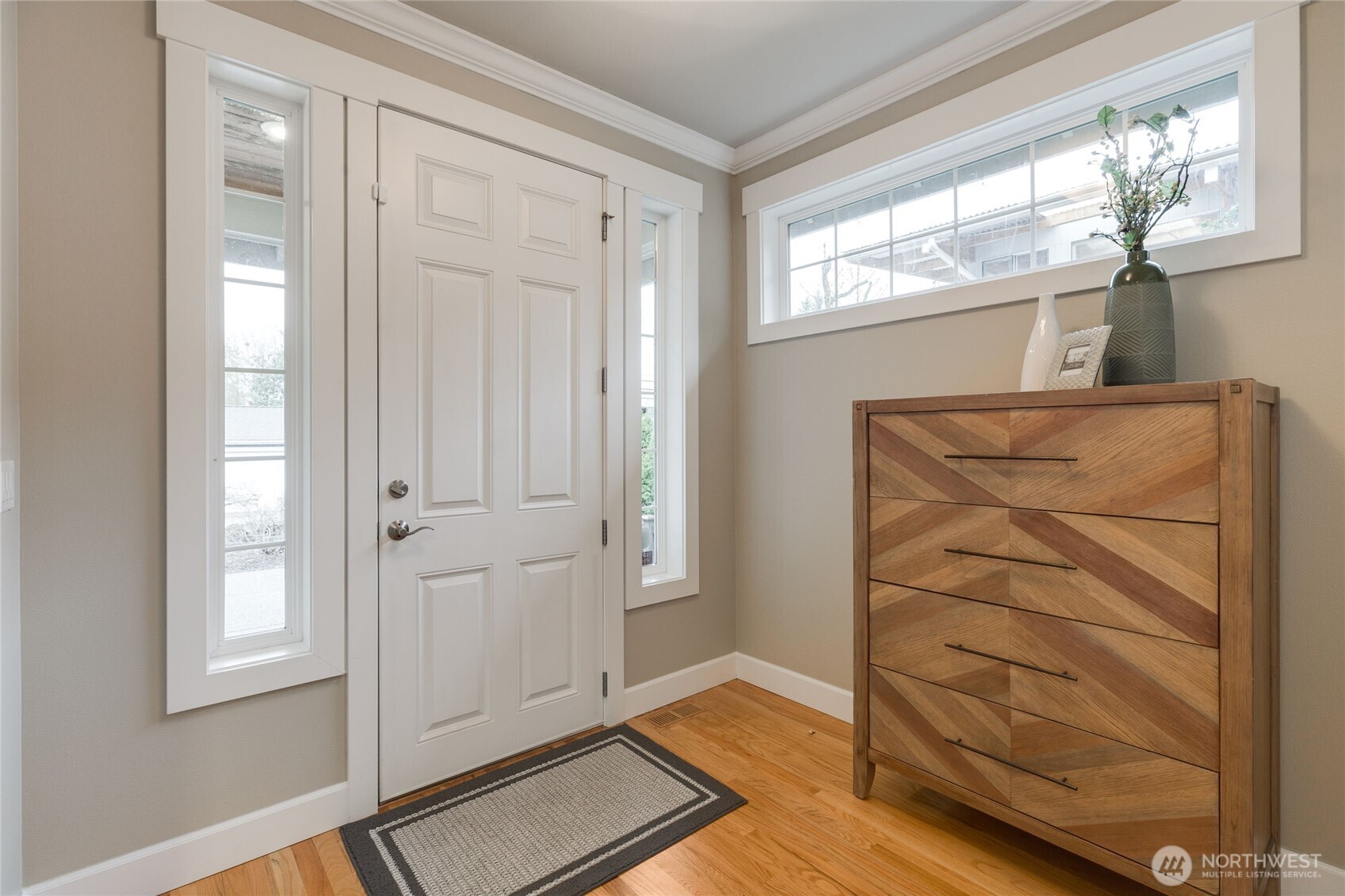 3322 Garden Court North Renton, WA 98056 - Photo 4 of 36 Gallery Image 4