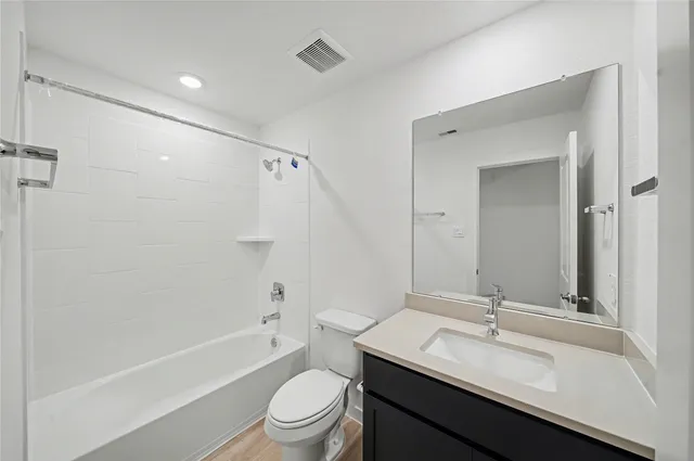 $2,400 | 30706 Windermere Peaks Lane, Fulshear, TX 77494