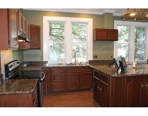 83 Bowdoin Street Springfield, MA 01109 - Photo 3 of 30 Gallery Image 3