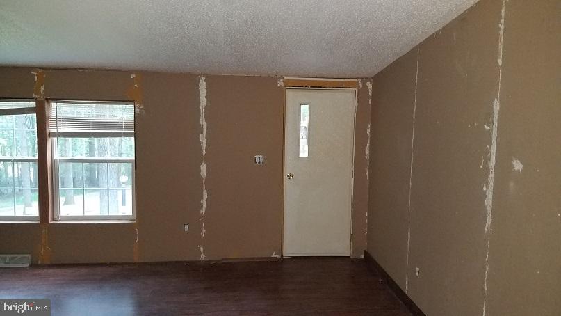 1904 Craley Road Windsor, PA 17366 - Photo 10 of 21
