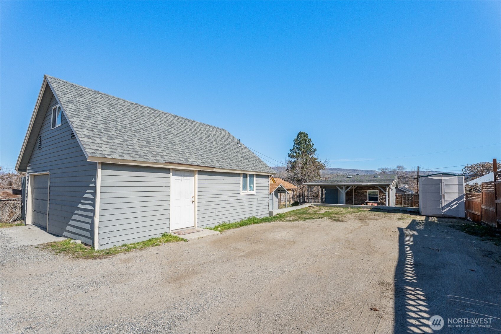 726 Methow Street Wenatchee, WA 98801 - Photo 11 of 36