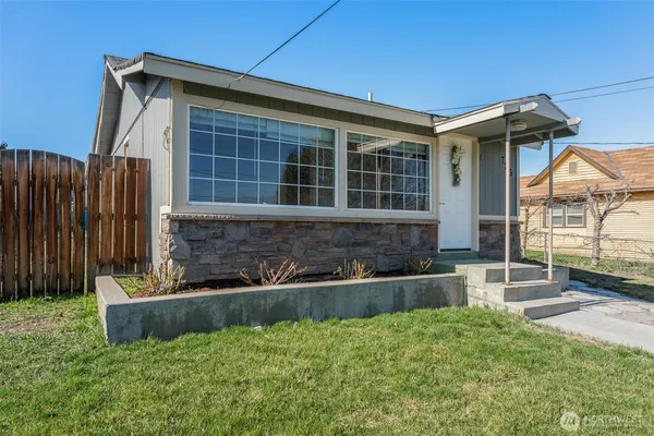 $365,000 | 726 Methow Street, Wenatchee, WA 98801