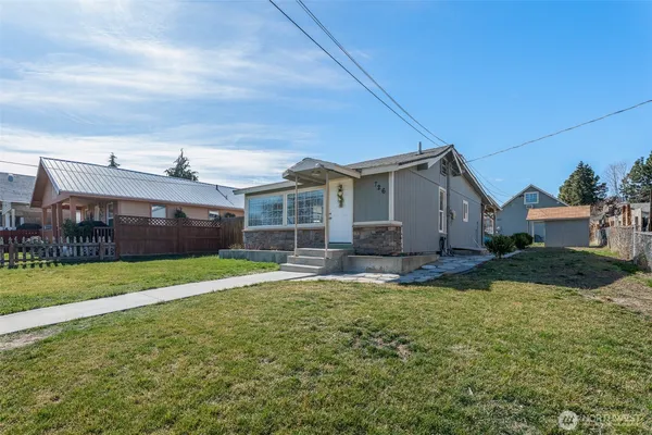 $365,000 | 726 Methow Street, Wenatchee, WA 98801