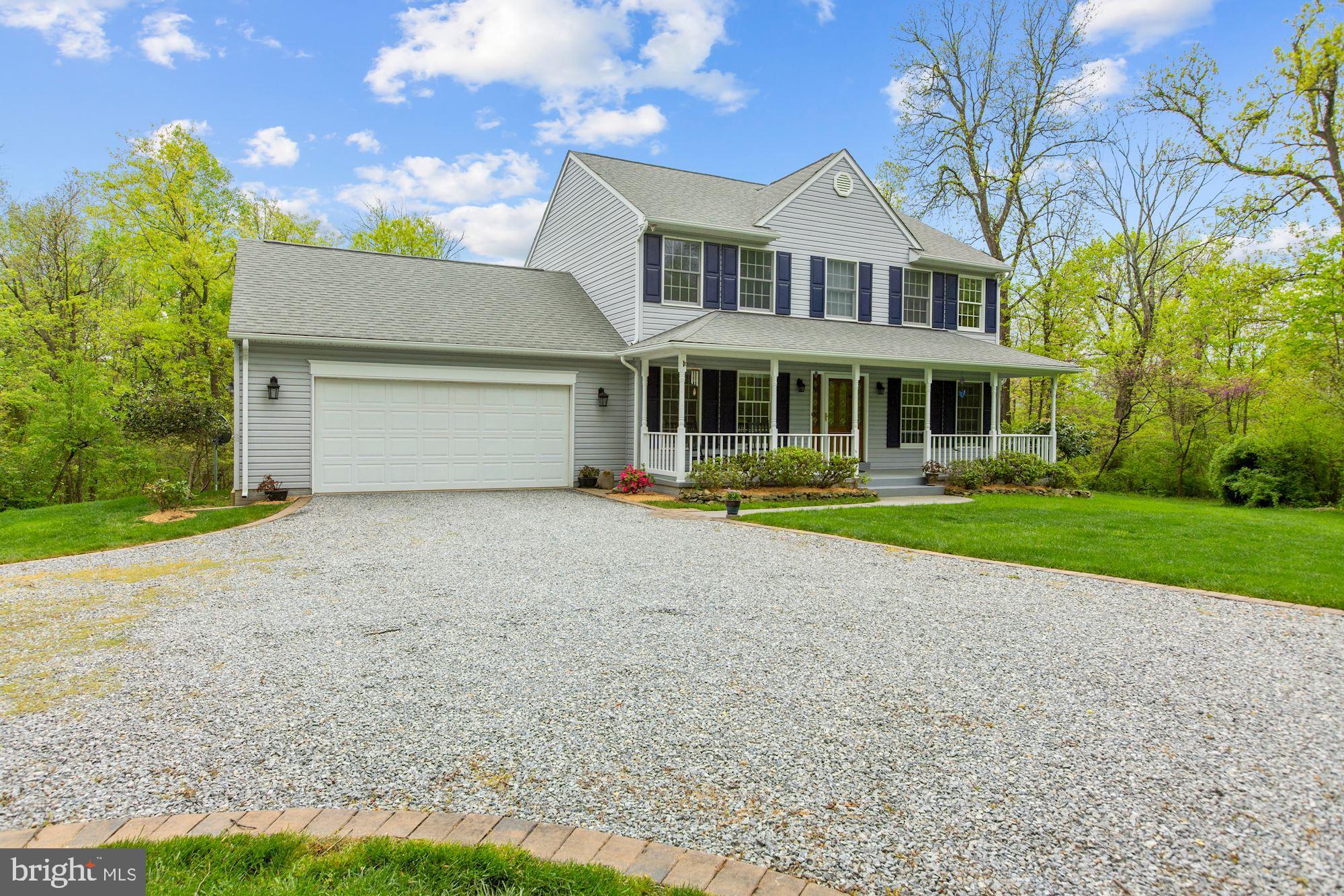 17914 Raven Rocks Road Round Hill, VA 20141 - Photo 4 of 40