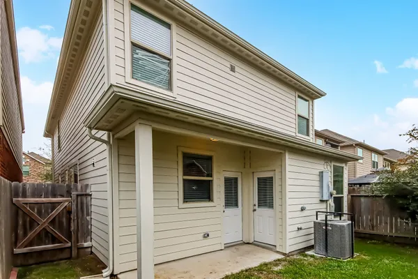 $2,120 | 17115 Amarose Drive, Houston, TX 77090