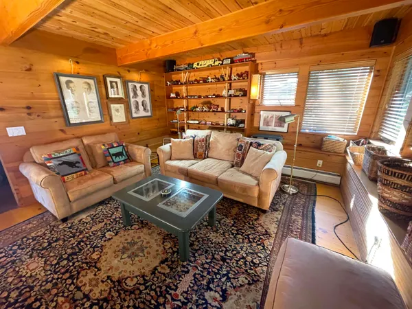 $1,725,000 | 190 Upper Pines Road, Warren, VT 05674