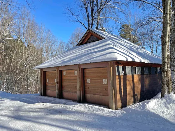 $1,725,000 | 190 Upper Pines Road, Warren, VT 05674