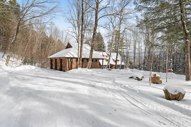 $1,725,000 | 190 Upper Pines Road, Warren, VT 05674