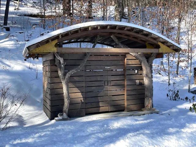 $1,725,000 | 190 Upper Pines Road, Warren, VT 05674