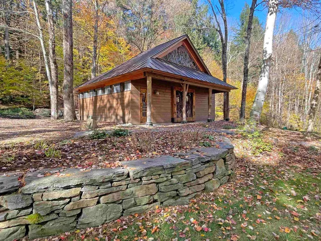 $1,725,000 | 190 Upper Pines Road, Warren, VT 05674