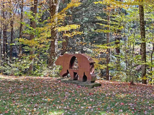 $1,725,000 | 190 Upper Pines Road, Warren, VT 05674