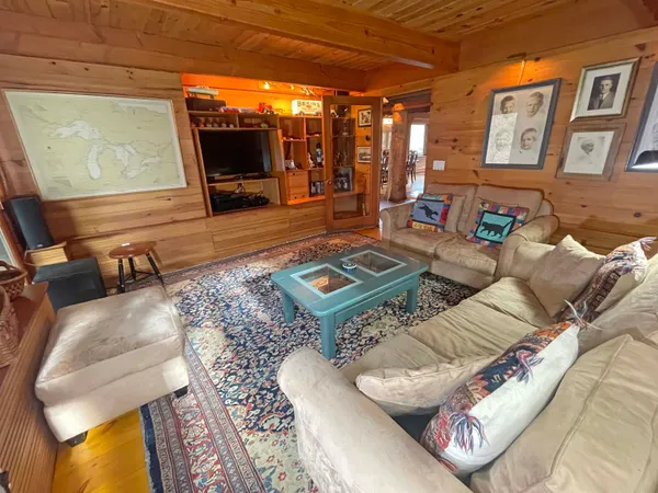 $1,725,000 | 190 Upper Pines Road, Warren, VT 05674