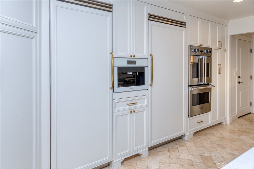 343 Bell Cyn Road Bell Canyon, CA 91307 - Photo 18 of 75 built in kitchen 343 BC