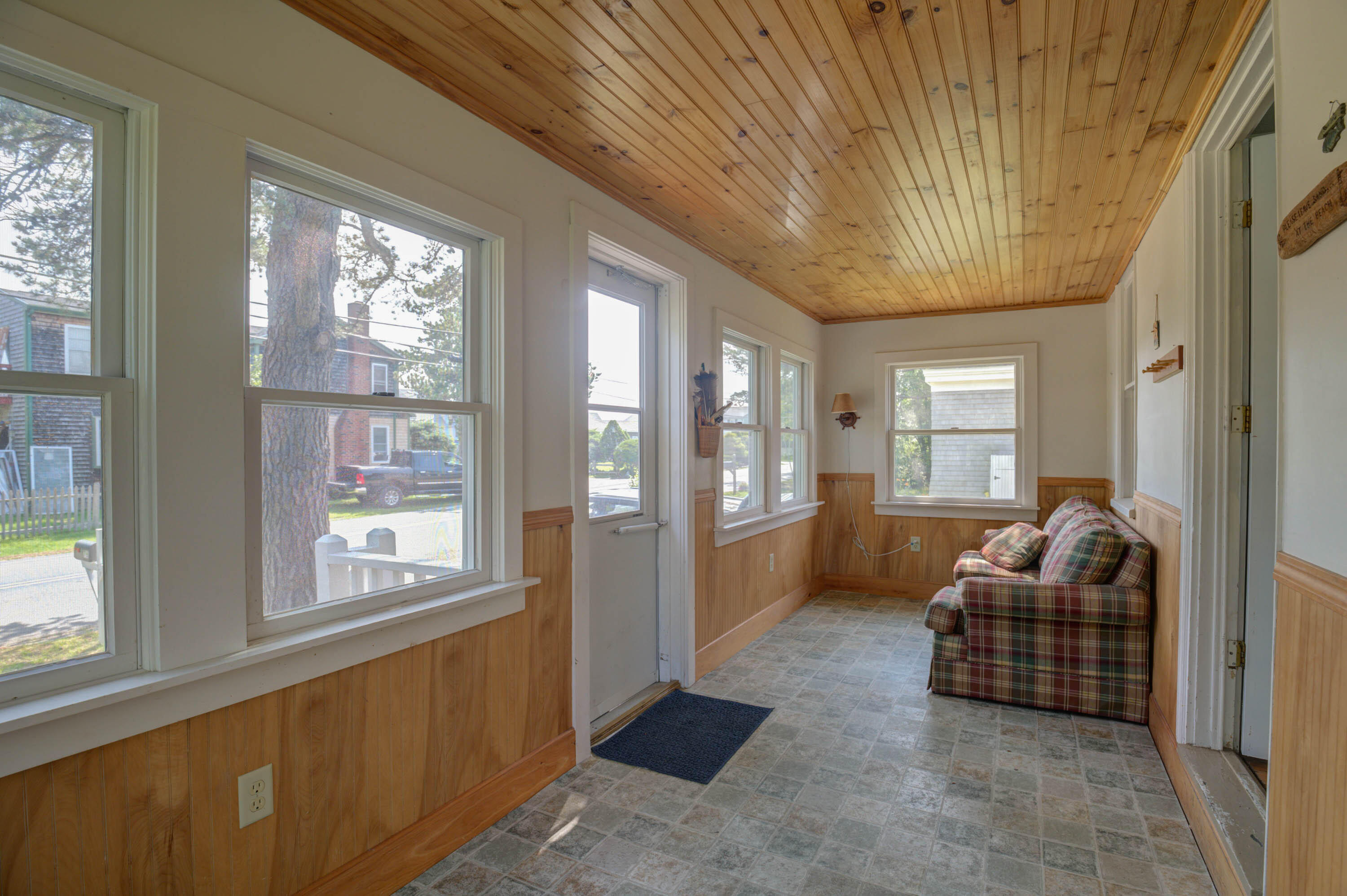 76 Hills Beach Road Biddeford, ME 04005 - Photo 5 of 35 76 Hills Beach Rd Biddeford, ME Pic6