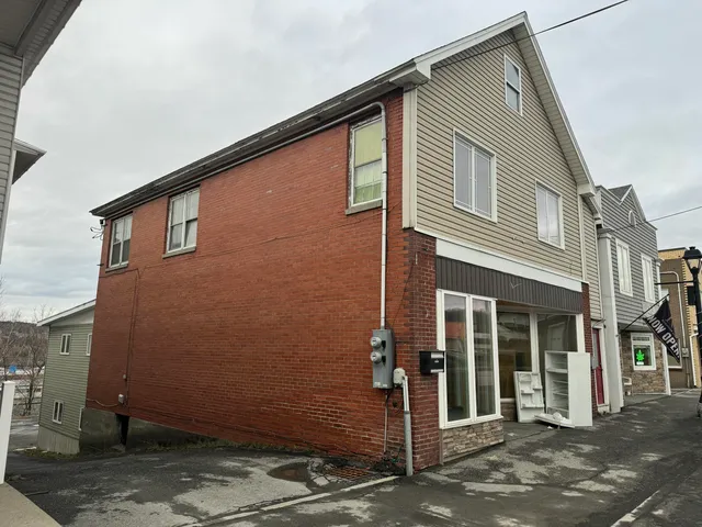 $180,000 | 334 Main Street, Madawaska, ME 04756