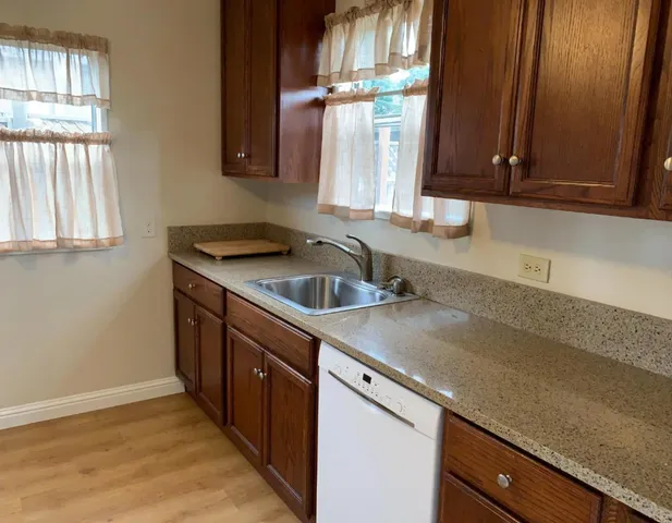 $4,500 | 1564 Hemlock Avenue, San Mateo, CA 94401