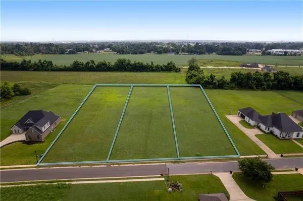 $64,000 | 1320 Bonaire Trace, Alexandria, LA 71303