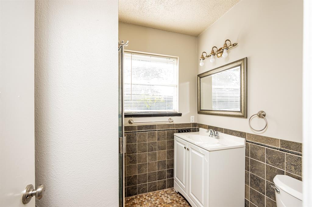 2912 Yorktown Road Mesquite, TX 75149 - Photo 15 of 18