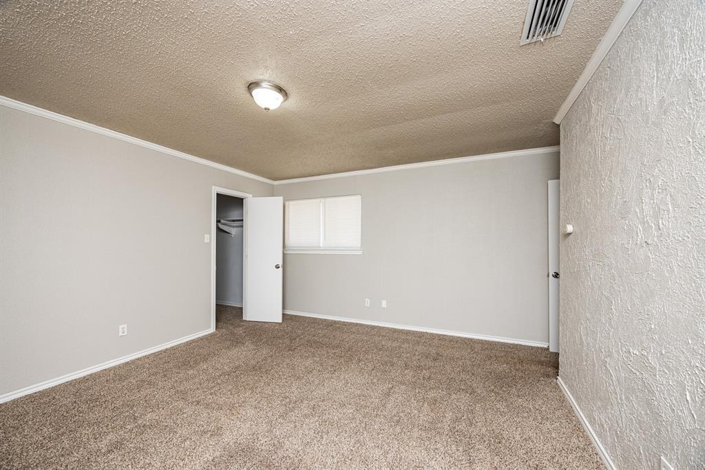 2912 Yorktown Road Mesquite, TX 75149 - Photo 8 of 18