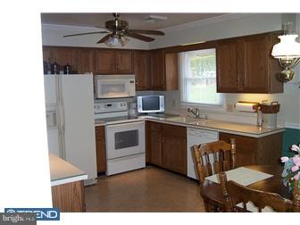 186 Monacy Road Coatesville, PA 19320 - Photo 5 of 9 Kitchen