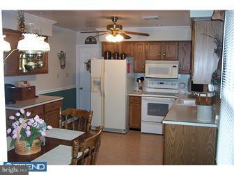 186 Monacy Road Coatesville, PA 19320 - Photo 6 of 9 Kitchen