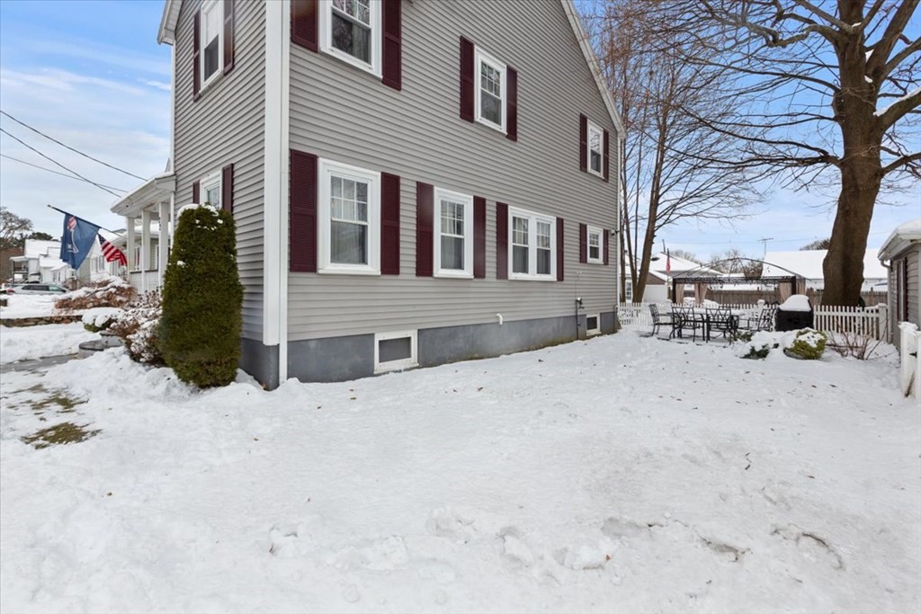 22 Ellsworth Road Peabody, MA 01960 - Photo 14 of 17 Gallery Image 14