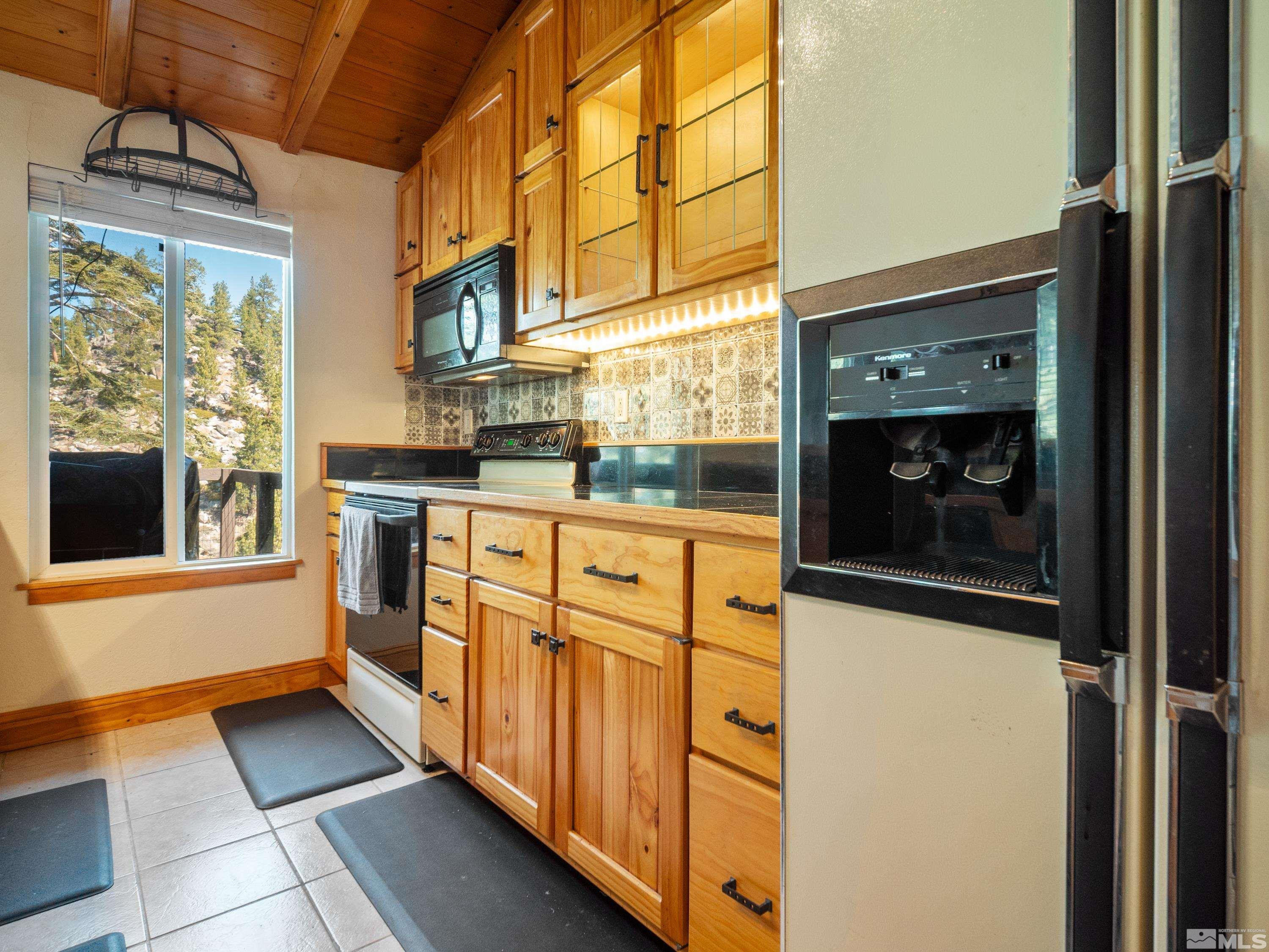 723 Gary Lane, Unit A Stateline, NV 89449 - Photo 11 of 35 Photo 11