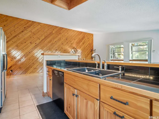 $415,000 | 723 Gary Lane, Unit A, Stateline, NV 89449