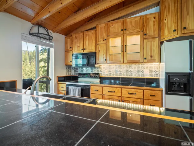 $415,000 | 723 Gary Lane, Unit A, Stateline, NV 89449