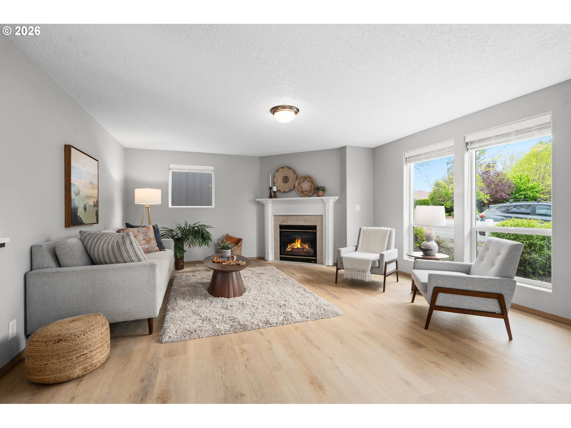 647 Southeast Hogan Road Gresham, OR 97080 - Photo 11 of 35