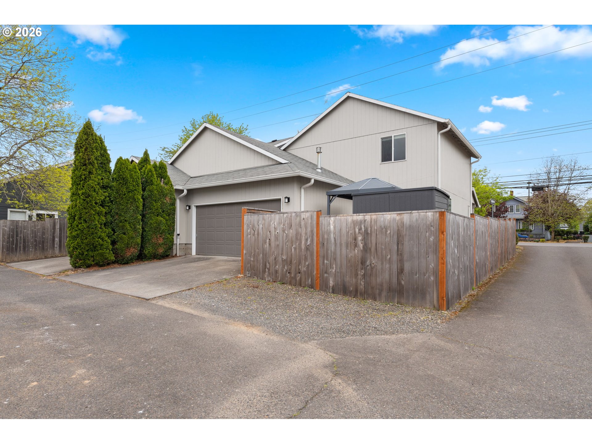 647 Southeast Hogan Road Gresham, OR 97080 - Photo 31 of 35