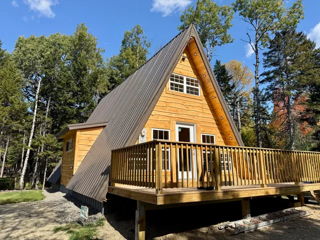 $300,000 | 51 Rabbit Hollow Road, Rangeley, ME 04970