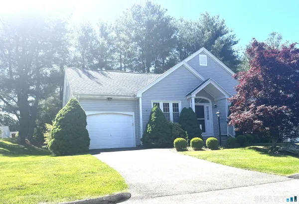 $3,400 | 417 Canoe Brook, Unit 417, Shelton, CT 06484