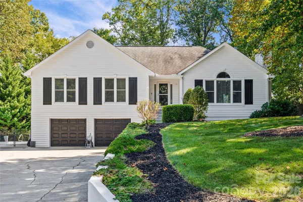 $630,000 | 7142 Forest Hills Drive, Denver, NC 28037