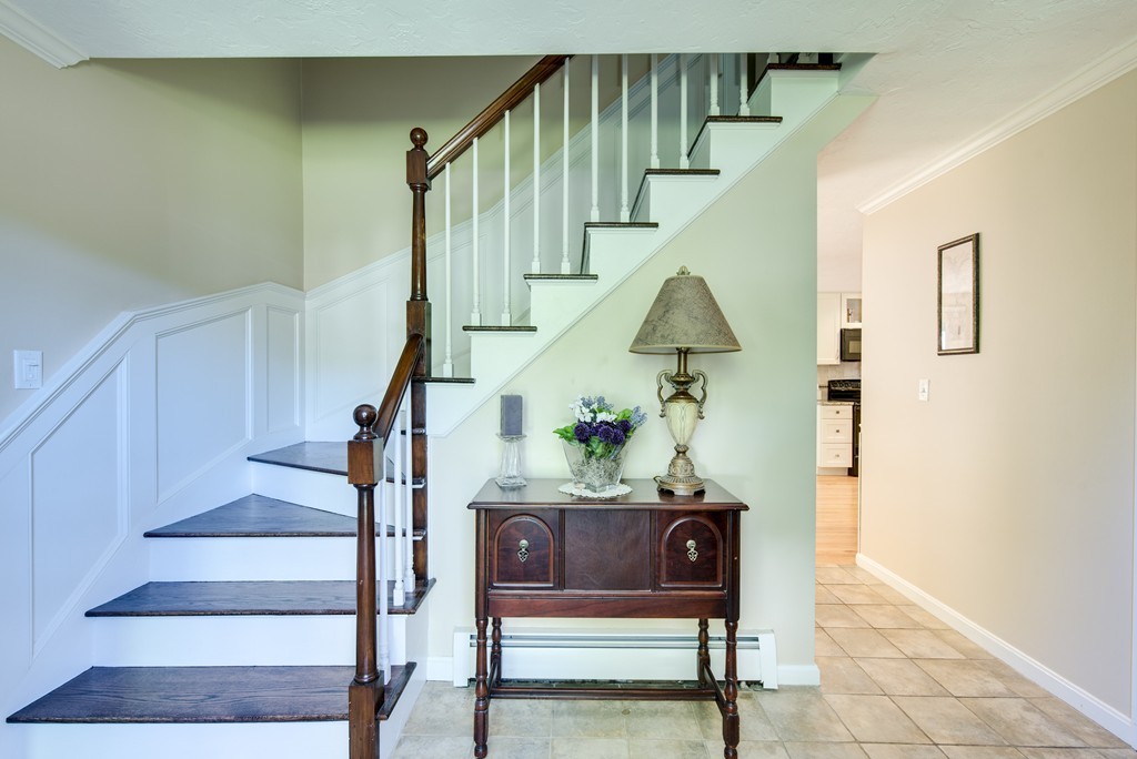 288 Old Farm Road Hanover, MA 02339 - Photo 4 of 30 Gallery Image 4