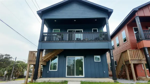 $599,000 | 305 North Pace Boulevard, Unit A B, Pensacola, FL 32505