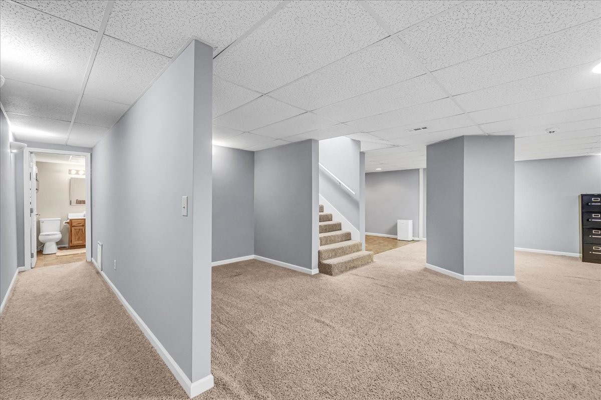 3955 River Road Baxter, TN 38544 - Photo 43 of 78 a view of an empty room with a staircase