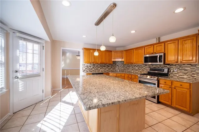 $465,000 | 2955 Windsong Park Lane, Dacula, GA 30019