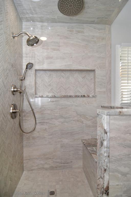 94 Angell Road Lincoln, RI 02865 - Photo 18 of 37 Gallery Image 18
